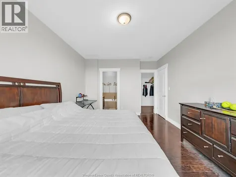 1225 Riverside Drive Windsor ON N9A 0A2