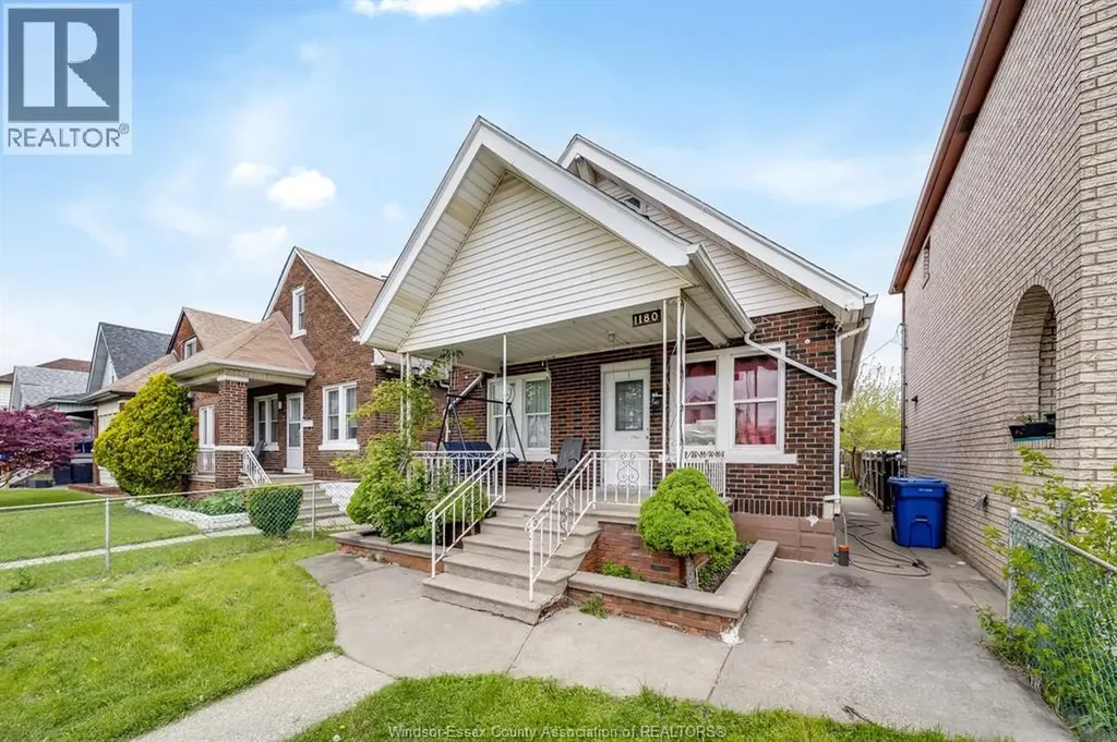 1180 Langlois Avenue Windsor ON N9A 2H5