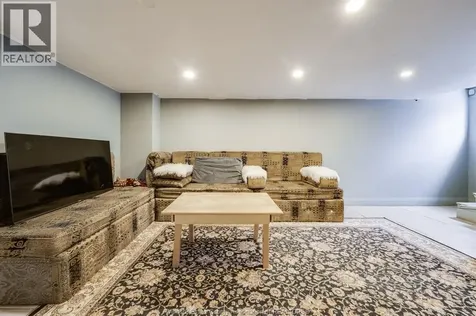 1180 Langlois Avenue Windsor ON N9A 2H5