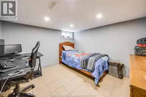 1180 Langlois Avenue Windsor ON N9A 2H5