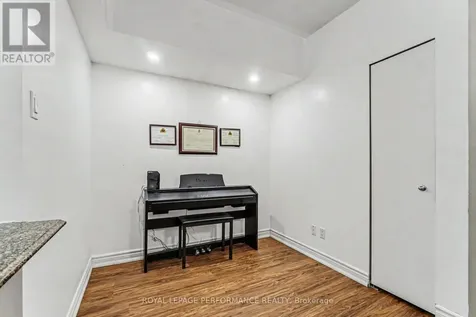 234 Rideau Street Ottawa ON K1N 0A9