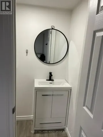 1387 Sault Street Ottawa ON K1E 1G8