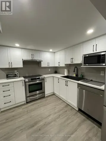 1387 Sault Street Ottawa ON K1E 1G8