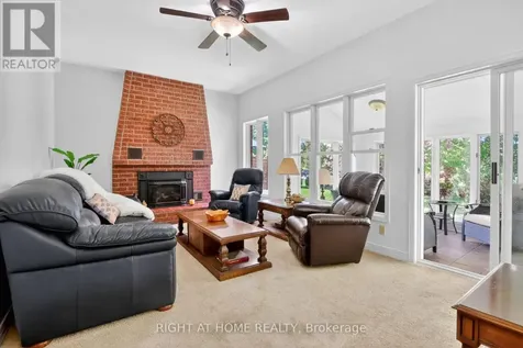 66 Beechfern Drive Ottawa ON K2S 1E3