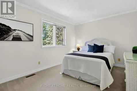 66 Beechfern Drive Ottawa ON K2S 1E3