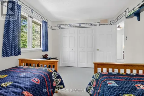 66 Beechfern Drive Ottawa ON K2S 1E3