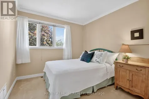 66 Beechfern Drive Ottawa ON K2S 1E3
