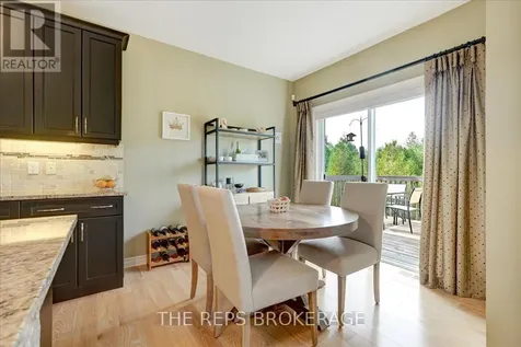 206 Country Lane Drive South Beckwith ON K7C 3P2
