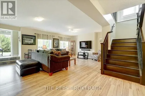 206 Country Lane Drive South Beckwith ON K7C 3P2