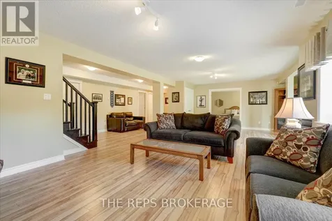206 Country Lane Drive South Beckwith ON K7C 3P2