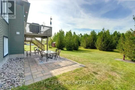 206 Country Lane Drive South Beckwith ON K7C 3P2