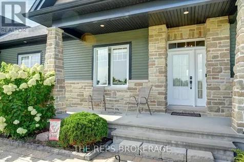 206 Country Lane Drive South Beckwith ON K7C 3P2