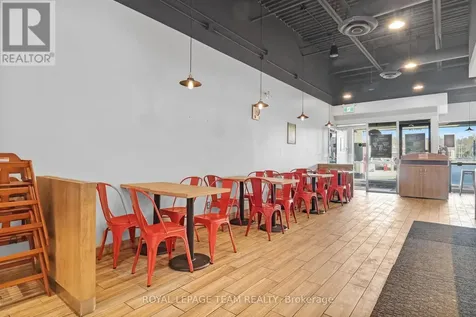 1861 Robertson Road Ottawa ON K2H 9N5