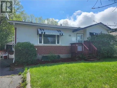 1282 Lansing Avenue Sudbury ON P3A 4C3