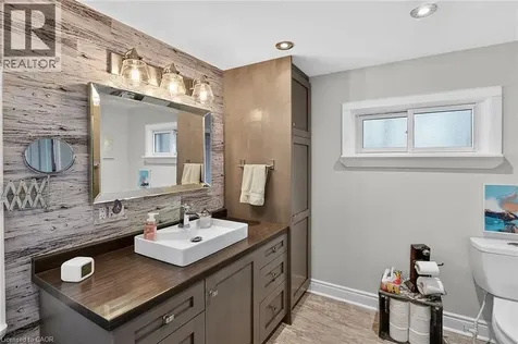 3745 King Street Vineland ON L0R 2C0