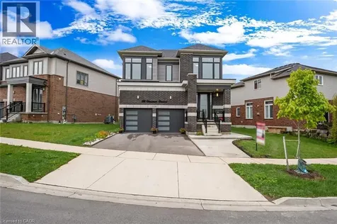116 Crossmore Crescent Cambridge ON N1S 0C7