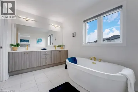 116 Crossmore Crescent Cambridge ON N1S 0C7