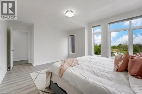 116 Crossmore Crescent Cambridge ON N1S 0C7