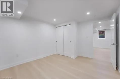 116 Crossmore Crescent Cambridge ON N1S 0C7