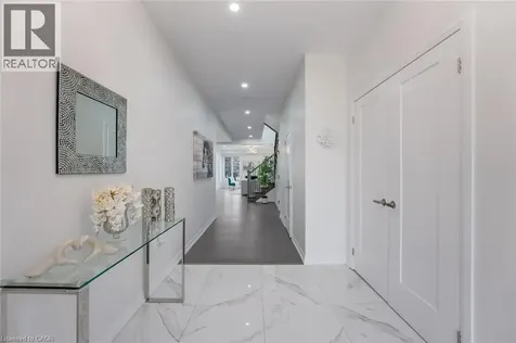 116 Crossmore Crescent Cambridge ON N1S 0C7