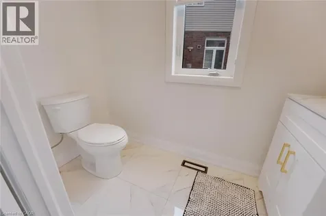 116 Crossmore Crescent Cambridge ON N1S 0C7