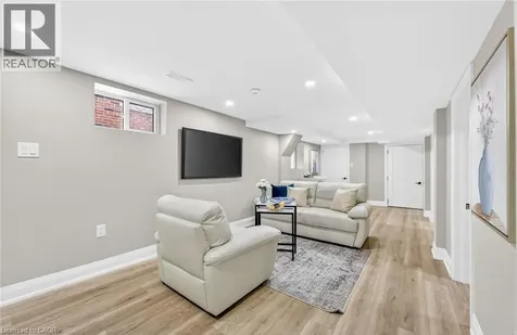 150 Brucedale Avenue East Hamilton ON L9A 1N6
