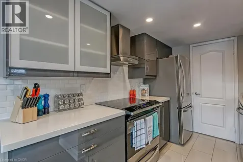 2386 Munn's Avenue East Oakville ON L6H 6G9
