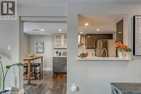 2386 Munn's Avenue East Oakville ON L6H 6G9