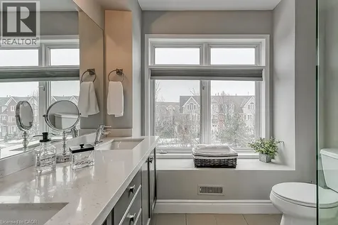 2386 Munn's Avenue East Oakville ON L6H 6G9