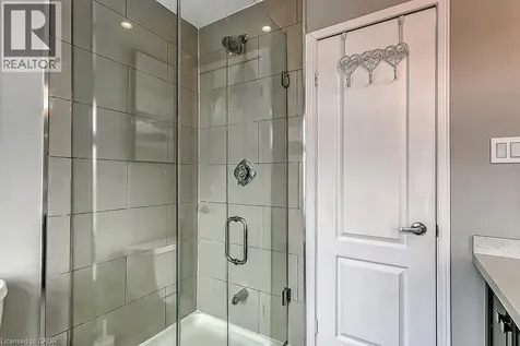 2386 Munn's Avenue East Oakville ON L6H 6G9