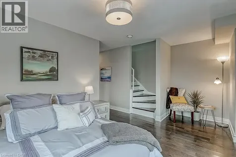 2386 Munn's Avenue East Oakville ON L6H 6G9
