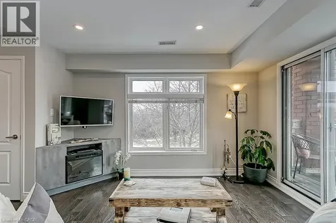 2386 Munn's Avenue East Oakville ON L6H 6G9