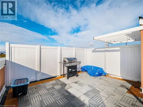 2386 Munn's Avenue East Oakville ON L6H 6G9