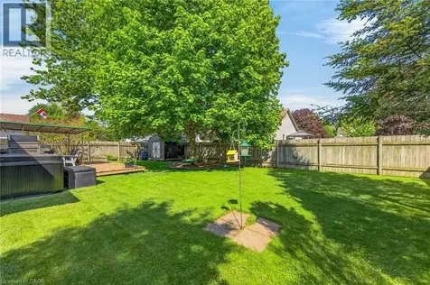1201 Tamarac Street Dunnville ON N1A 3G5