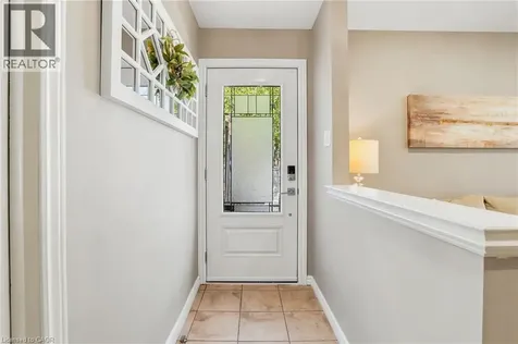 35 Gretna Court Hamilton ON L9C 4V1