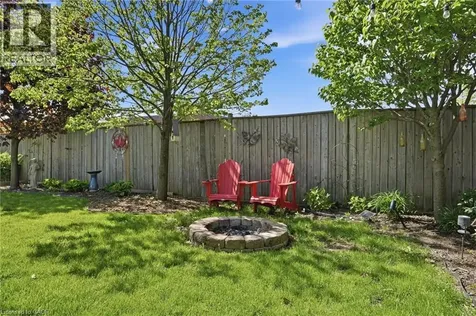 35 Gretna Court Hamilton ON L9C 4V1
