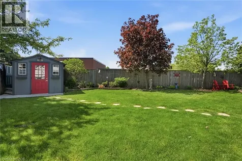 35 Gretna Court Hamilton ON L9C 4V1