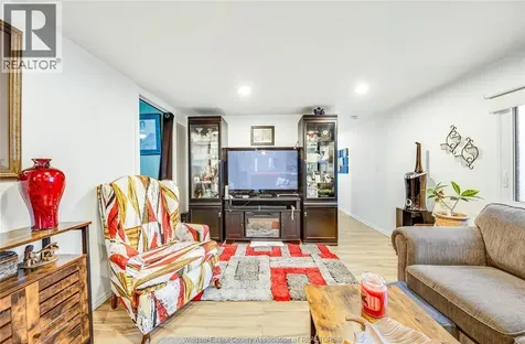 137 Dana Drive Essex ON N8K 2A3