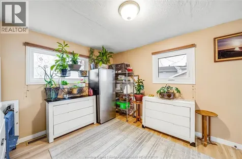 137 Dana Drive Essex ON N8K 2A3