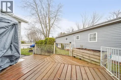 137 Dana Drive Essex ON N8K 2A3