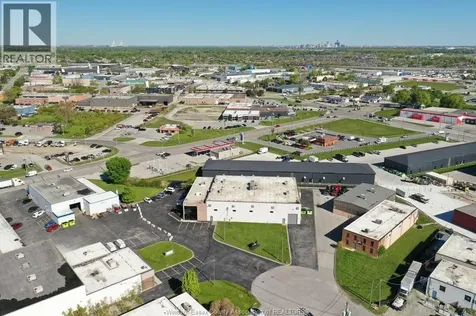 2516 Binder Crescent Tecumseh ON N0R 1L0