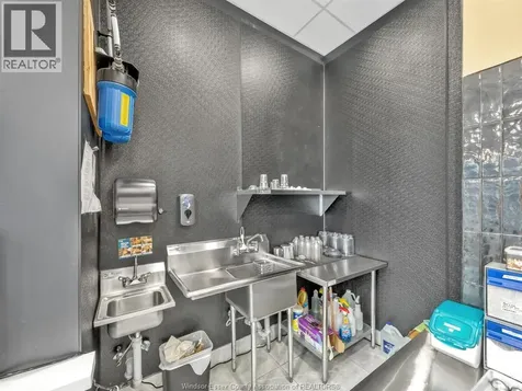 1555 Talbot Rd Unit 405 Lasalle ON N9H 2N2