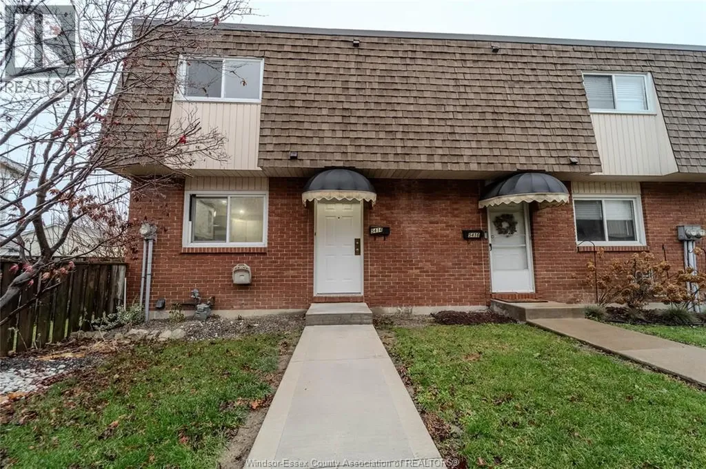 5414 Lassaline Avenue Windsor ON N8T 1A8