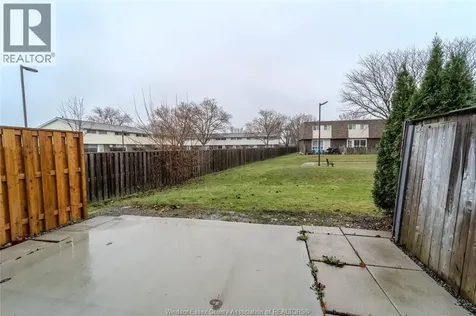 5414 Lassaline Avenue Windsor ON N8T 1A8