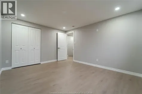 5414 Lassaline Avenue Windsor ON N8T 1A8
