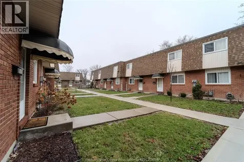 5414 Lassaline Avenue Windsor ON N8T 1A8