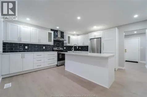5414 Lassaline Avenue Windsor ON N8T 1A8