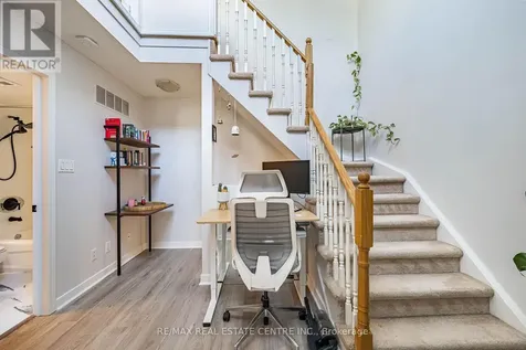 16 Laidlaw Street Toronto (south Parkdale) ON M6K 1X2