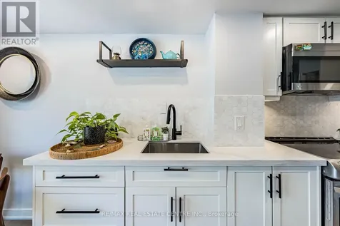 16 Laidlaw Street Toronto (south Parkdale) ON M6K 1X2