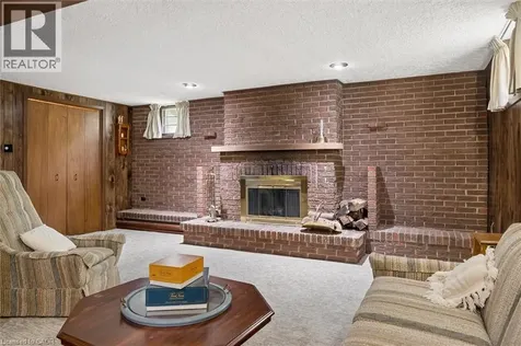 105 Silverspring Crescent Kitchener ON N2M 4P3